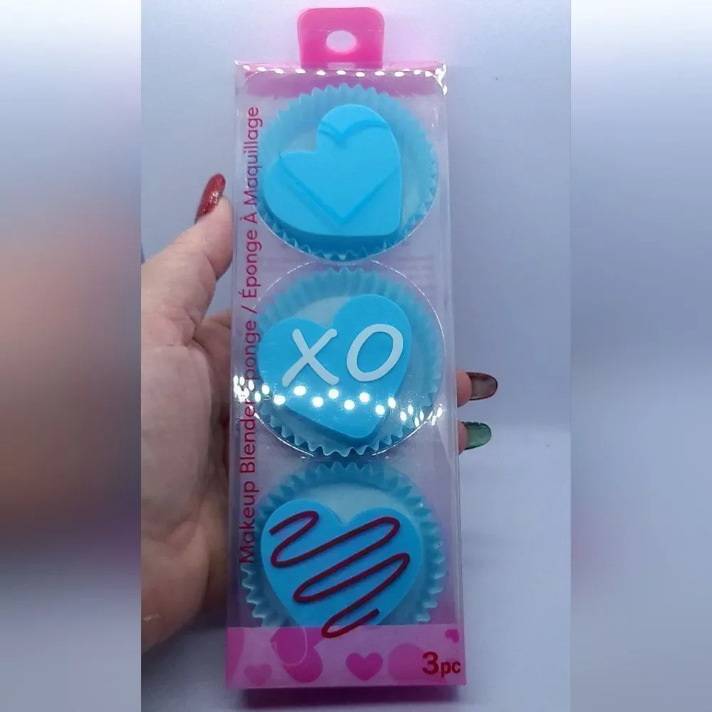 Makeup Blender Sponge 3pc Blue Heart Shaped Cupcake Sweet Girlfriend Gift